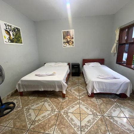 Tengana Hospedaje Y Tours Tarapoto Exteriör bild